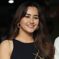 गुपचुप बिजनेसमा स्वस्तिमा खड्का, नगरकोटमा खोलिन् फार्म हाउस