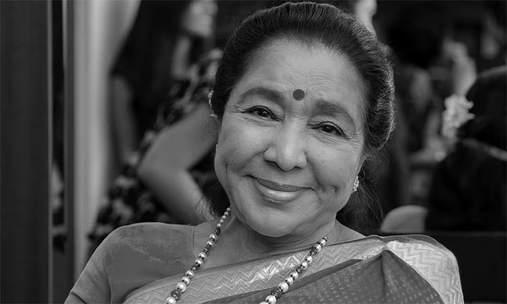 दिग्गज भारतीय गायिका आशा भोसलेको निधन